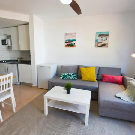 Book Jet - Oasis Suites Maxi Pool And Wifi Corralejo