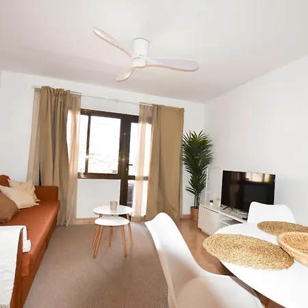 Book Jet - Oasis Maxi-pool !renovated! Коральео