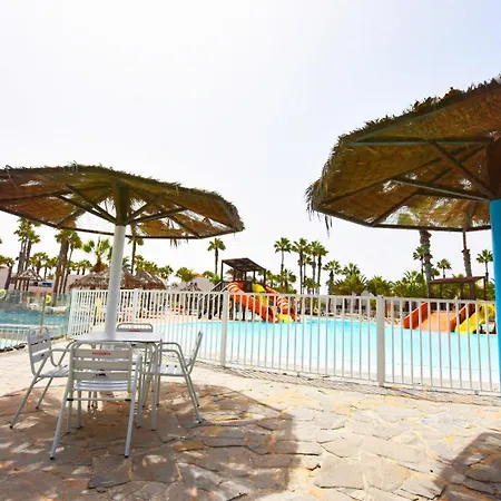 Book Jet - Oasis Suites Maxi Pool And Wifi Lejlighed