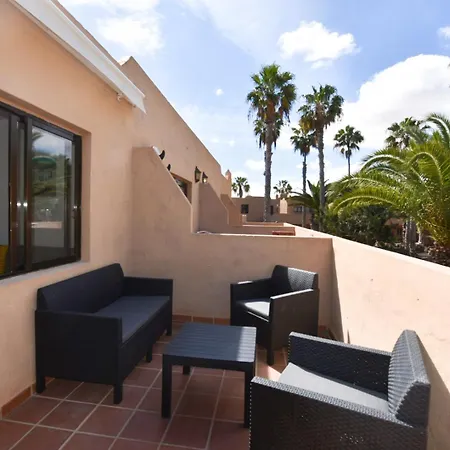 Book Jet - Oasis Suites Maxi Pool And Wifi Appartamento Corralejo