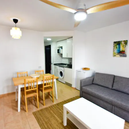 Book Jet - Oasis Suites Maxi Pool And Wifi Corralejo