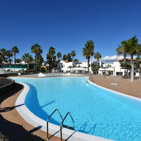 Book Jet - Oasis Maxi Pool And Wifi Apartment Corralejo