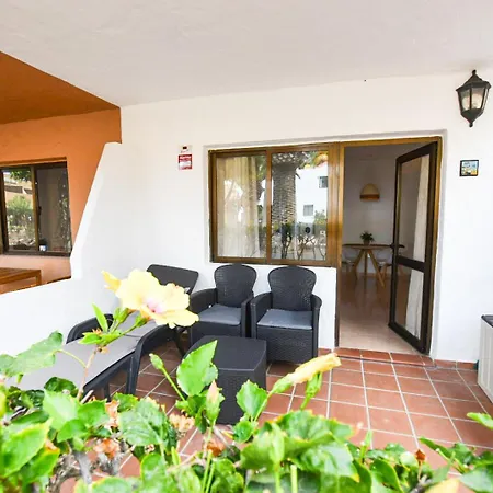 Book Jet - Oasis Maxi Pool And Wifi * Corralejo
