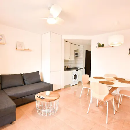 Book Jet - Oasis Suites Maxi Pool And Wifi Appartamento