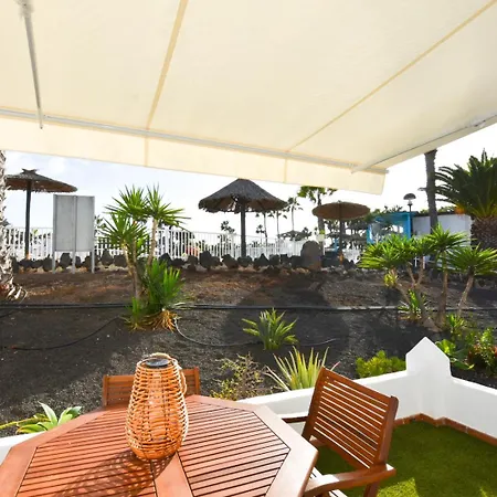 Book Jet - Oasis Maxi-pool !renovated! * Corralejo
