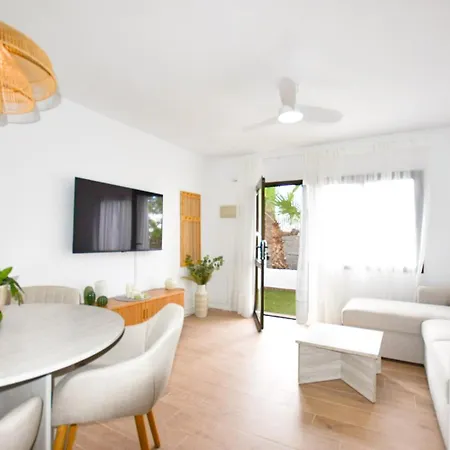 Book Jet - Oasis Maxi-pool !renovated! Appartamento