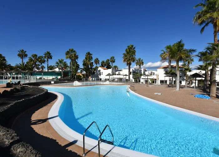 Book Jet - Oasis Pool & Wifi Appartamento Corralejo